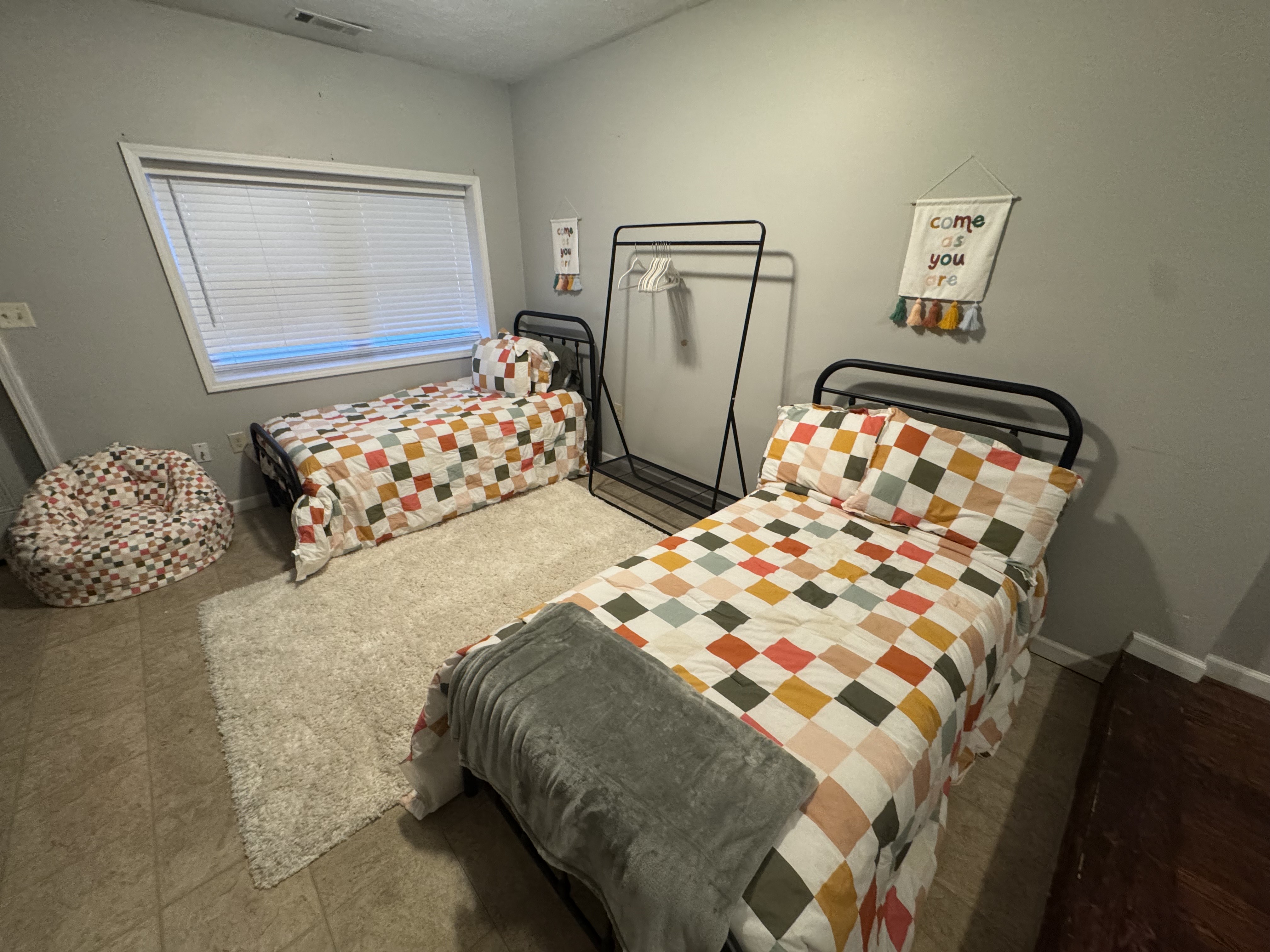 Twin Bedroom